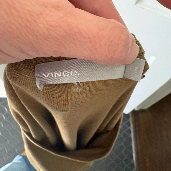 Vince Olive Muscle Tee - Picture 3 of 4